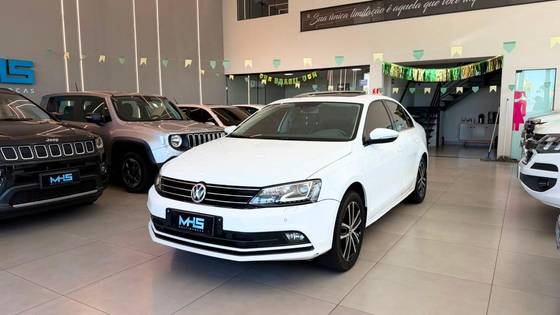 VOLKSWAGEN JETTA 2.0 TSI HIGHLINE 211CV GASOLINA 4P TIPTRONIC